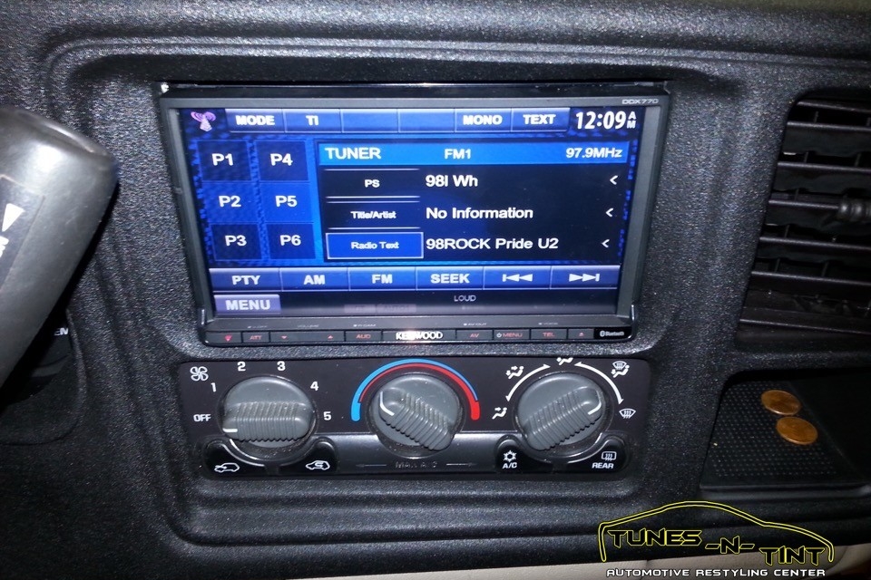 20131001_1629511-960x640_c 2003 Chevrolet Silverado - Custom Double Din 