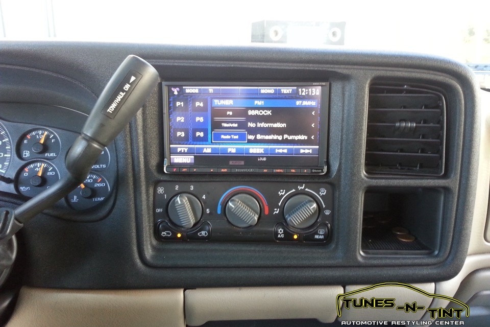 20131001_1634391-960x640_c 2003 Chevrolet Silverado - Custom Double Din 