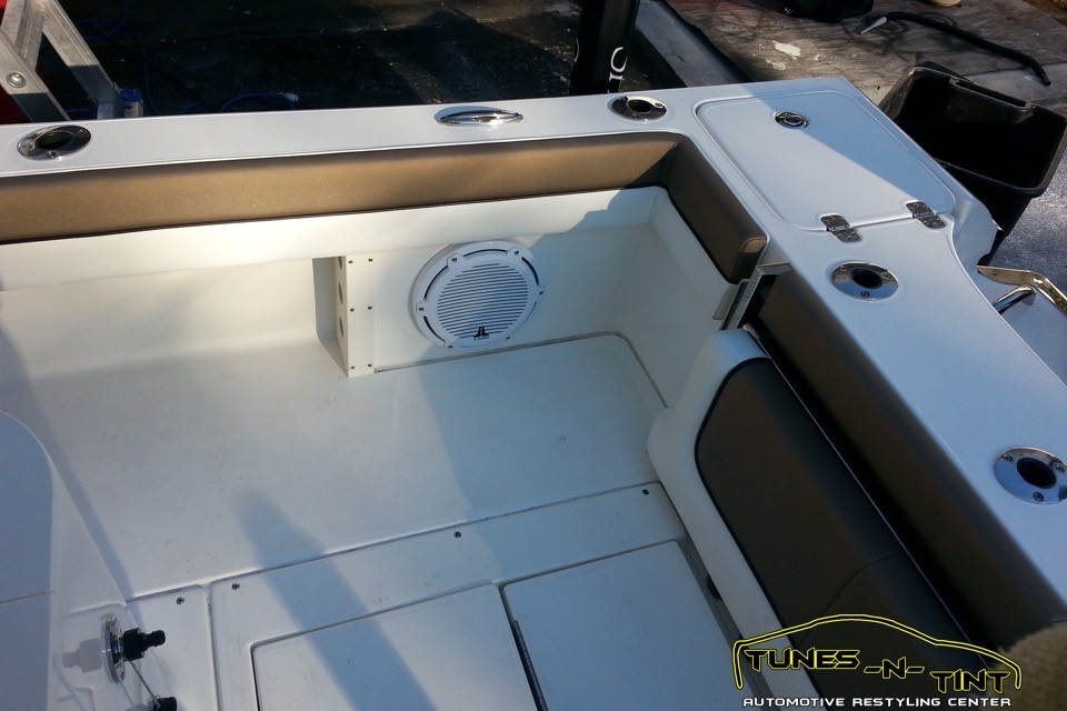 20140228_165610-960x640_c Flats Boat - Marine Audio System 