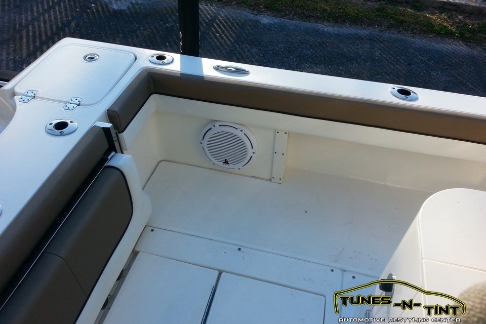 20140228_165615-960x640_c Flats Boat - Marine Audio System 
