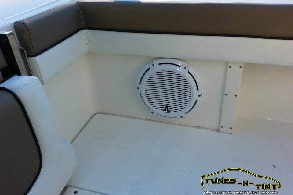 20140228_165621-960x640_c Flats Boat - Marine Audio System 