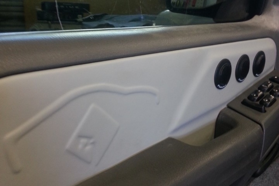 20140326_130651-960x640_c 2002 Ford Explorer - Custom Door Panels 