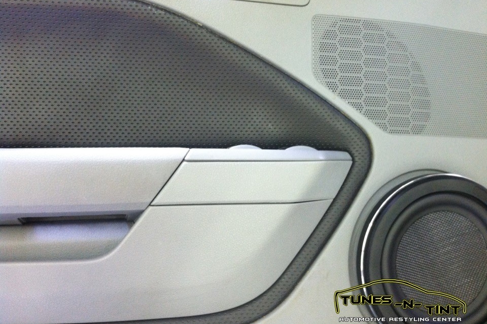 IMG_2649-960x638_c 2006 Ford Mustang - 8in Door Speaker 