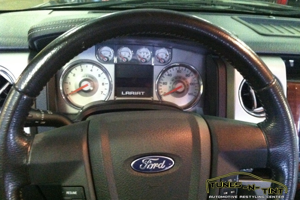 IMG_4076-960x640_c 2012 Ford F150 - Custom Audio 