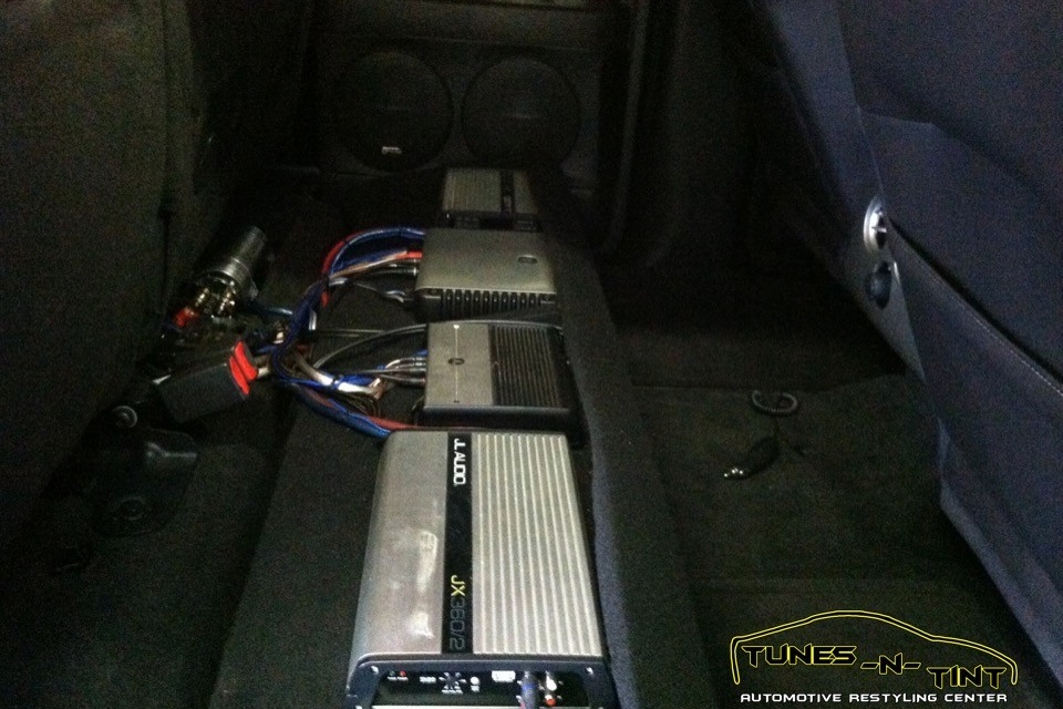 IMG_4086-960x640_c 2012 Ford F150 - Custom Audio 