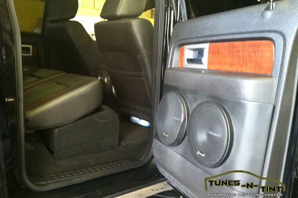 IMG_4088-960x640_c 2012 Ford F150 - Custom Audio 