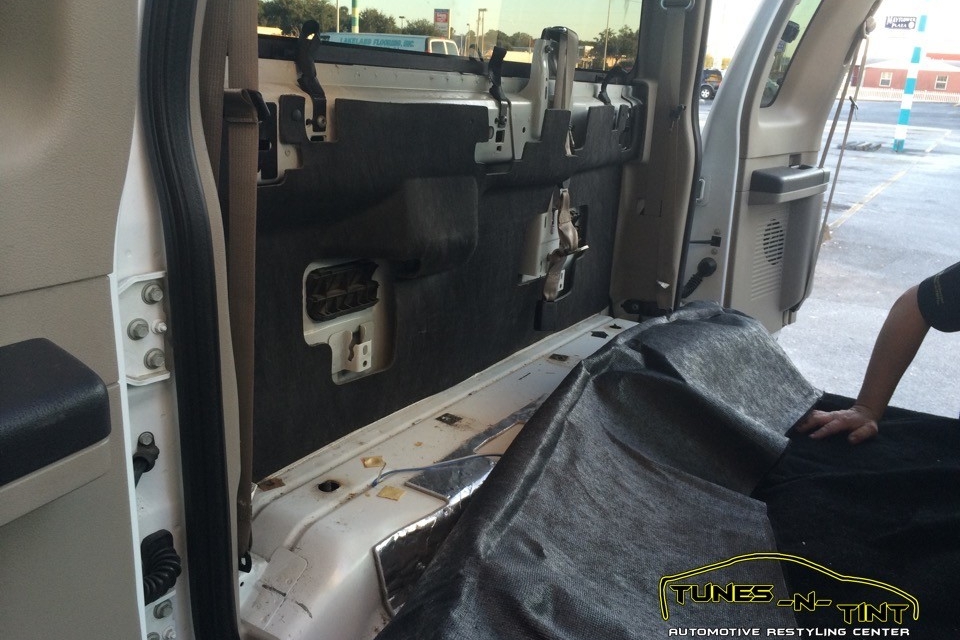 IMG_7300-960x640_c 2012 Ford F150 - Leather Interior 