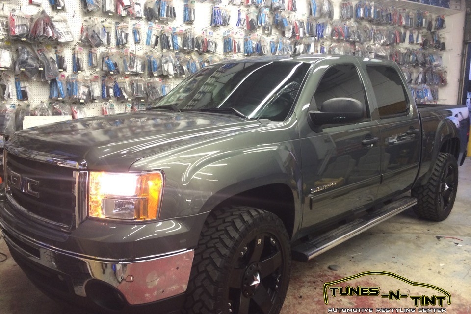 IMG_7309-960x640_c 2007 GMC 1500 Truck - Leather Interior 