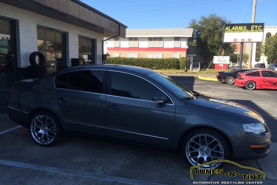 IMG_8020-960x640_c 2010 Volkswagen Passat - Window Tint & Custom Wheels 