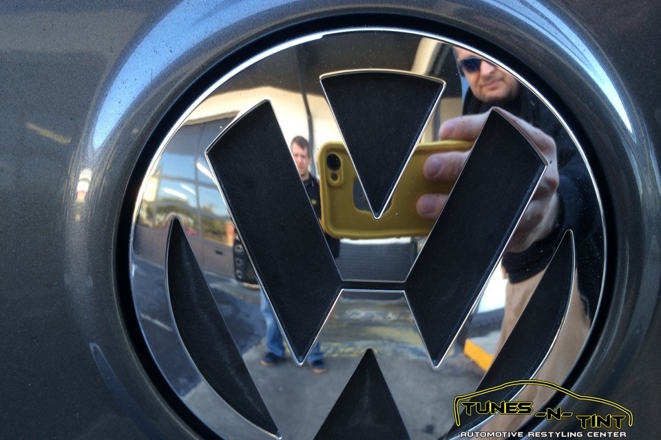 IMG_8022-960x640_c 2010 Volkswagen Passat - Window Tint & Custom Wheels 